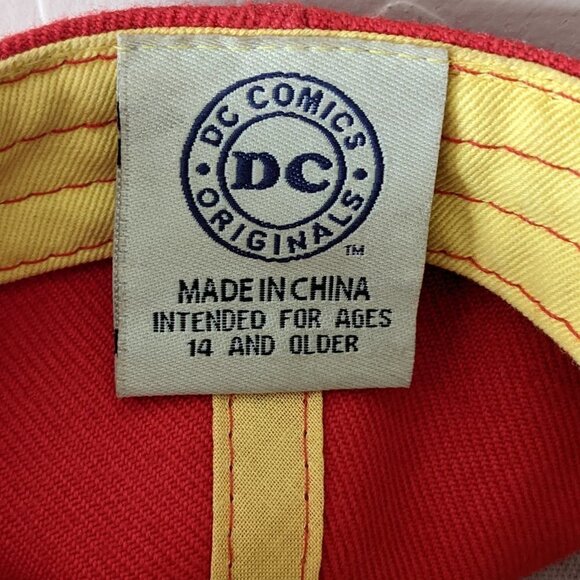 RARE! DC The Flash Wool Fitted Cap - Picture 6 of 7